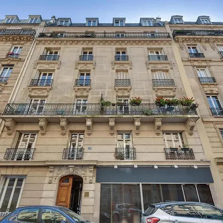 Modern Stylish And Chic Next To The Famous Catacombs